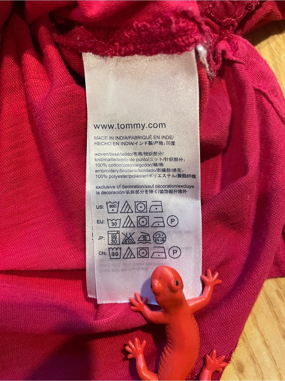 Tommy Hilfiger Embroidery Tank- Red - Picture 4 of 4